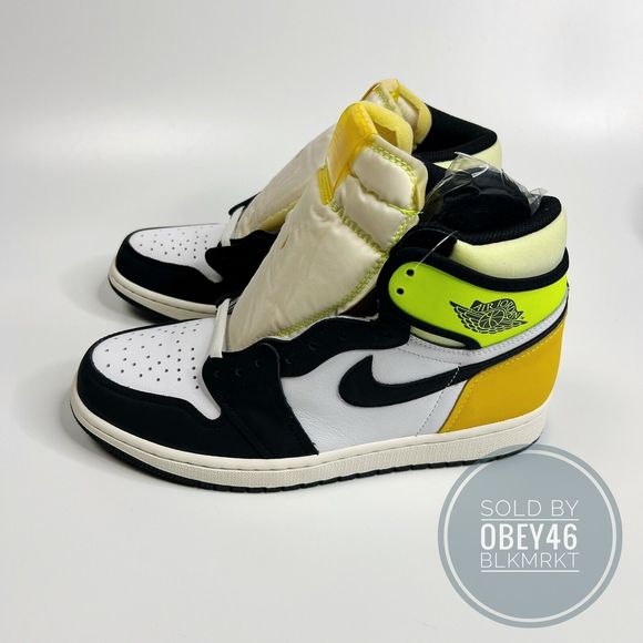 Air Jordan 1 Retro High OG Volt Gold 555088-118 Size 9 - Picture 1 of 8